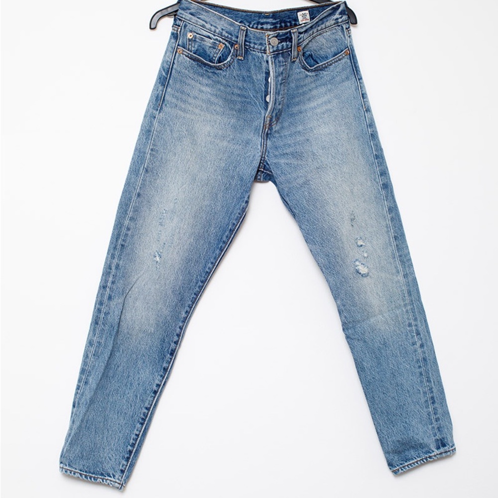 Levi’s Wedgie High rise straight jeans. Size 27. Like new.